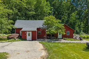91 Academy St, Califon, NJ 07830 - Photo 32