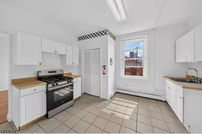 56 W Somerset #1, Raritan, NJ 08869 - Photo 8