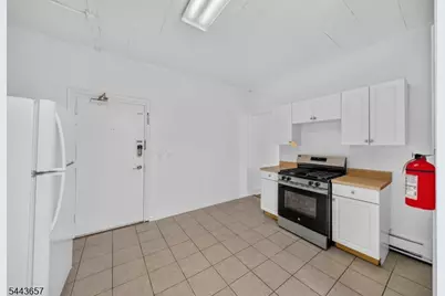 56 W Somerset #1, Raritan, NJ 08869 - Photo 12