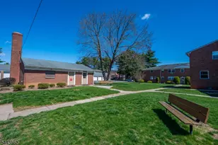 47 Hinchman Ave, Wayne, NJ 07470 - Photo 32