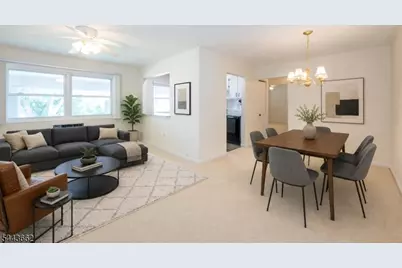47 Hinchman Ave #2A, Wayne, NJ 07470 - Photo 2
