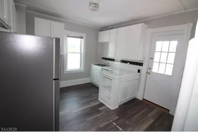 16 Main St #2N, Flemington, NJ 08822 - Photo 4