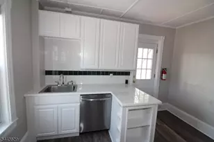 16 Main St, Flemington, NJ 08822 - Photo 20