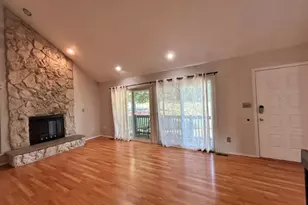 17 Westgate Dr, Edison, NJ 08820 - Photo 2