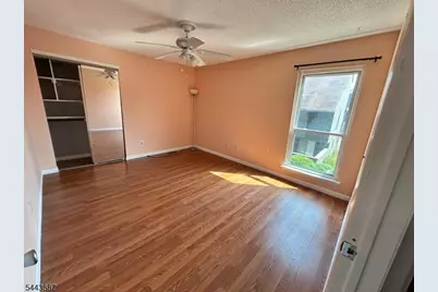 17 Westgate Dr, Edison, NJ 08820 - Photo 18