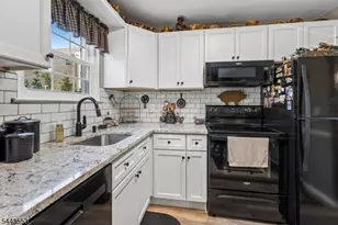 322 X7Richard Mine Rd, Rockaway Township, NJ 07885 - Photo 12