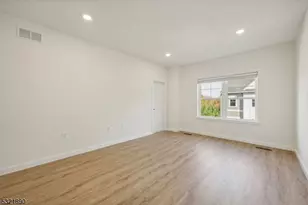 4 Kelly Ct, West Caldwell, NJ 07006 - Photo 8