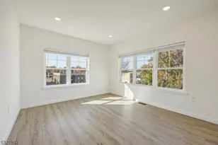4 Kelly Ct, West Caldwell, NJ 07006 - Photo 10