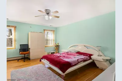 81 Hastings Ave, Nutley, NJ 07110 - Photo 22