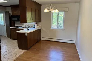60 Meadowbrook Dr, Hillsborough Township, NJ 08844 - Photo 8