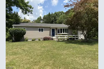 60 Meadowbrook Dr, Hillsborough Township, NJ 08844 - Photo 1