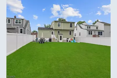 25 2nd Ave, Roseland, NJ 07068 - Photo 26