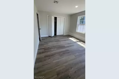 45 New St, East Orange, NJ 07017 - Photo 8