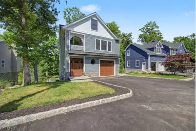 13 Rockaway Ave, Denville, NJ 07834 - Photo 2