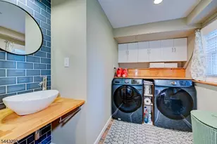 15 Camelot Dr, Mount Olive, NJ 07828 - Photo 20