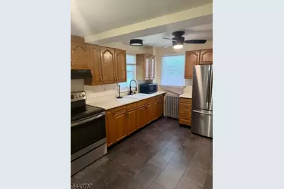 5 Vannatta Pl #2, Belvidere, NJ 07823 - Photo 2