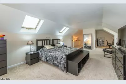 309 Indian Trl, Mountainside, NJ 07092 - Photo 12