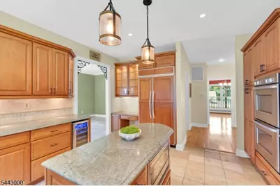109 Overlook Ave, East Hanover Township, NJ 07936 - Photo 8