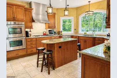 109 Overlook Ave, East Hanover Township, NJ 07936 - Photo 4