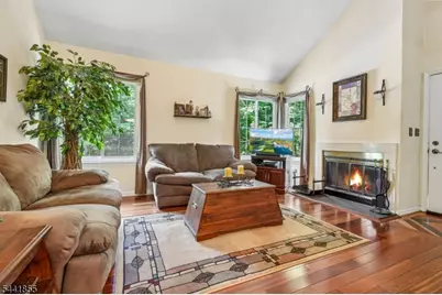 46 Stevens Court, Bedminster Township, NJ 07921 - Photo 4