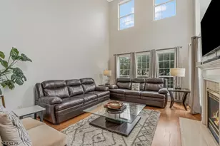 262 Marcia Way, Bridgewater, NJ 08807 - Photo 4