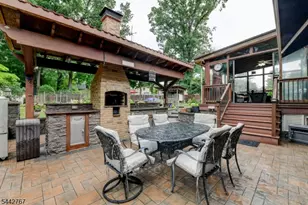 835 Colonial Arms Rd, Union Township, NJ 07083 - Photo 26