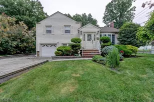 835 Colonial Arms Rd, Union Township, NJ 07083 - Photo 38