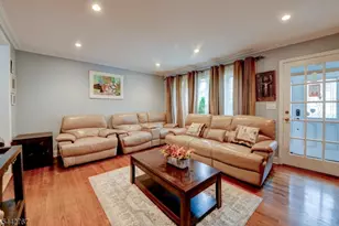 835 Colonial Arms Rd, Union Township, NJ 07083 - Photo 4