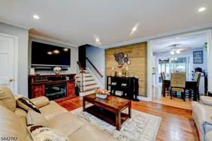 835 Colonial Arms Rd, Union Township, NJ 07083 - Photo 6