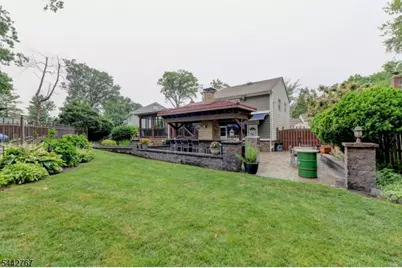 835 Colonial Arms Rd, Union Township, NJ 07083 - Photo 28