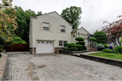 835 Colonial Arms Rd, Union Township, NJ 07083 - Photo 36