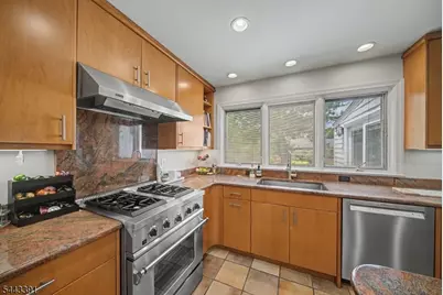 6 Coventry Rd, Livingston, NJ 07039 - Photo 16