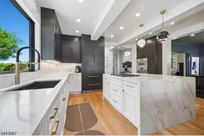 411 N Ridgewood Rd, South Orange, NJ 07079 - Photo 16