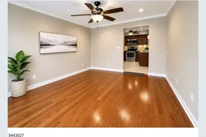 14 Yarmouth Ct, Scotch Plains Township, NJ 07076 - Photo 2