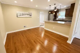 14 Yarmouth Ct, Scotch Plains Township, NJ 07076 - Photo 4