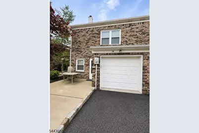 14 Yarmouth Ct, Scotch Plains Township, NJ 07076 - Photo 6