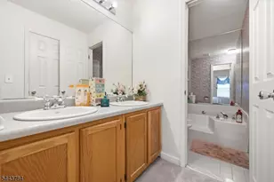 100 Chatfield Dr, Pequannock Township, NJ 07444 - Photo 22
