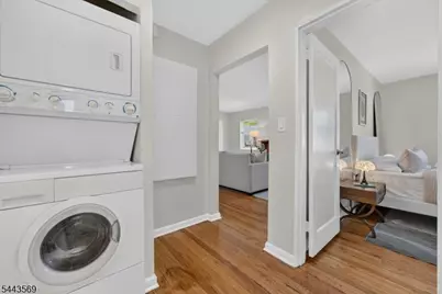 29B W Roselle Ave #B, Roselle Park, NJ 07204 - Photo 6