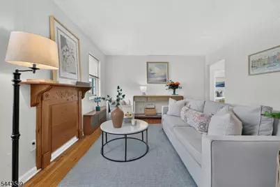 29B W Roselle Ave #B, Roselle Park, NJ 07204 - Photo 1