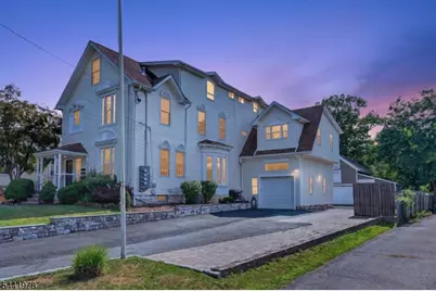 262 Prospect Ave, Dunellen, NJ 08812 - Photo 2