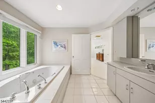 39 Highlander Dr, Scotch Plains Township, NJ 07076 - Photo 18