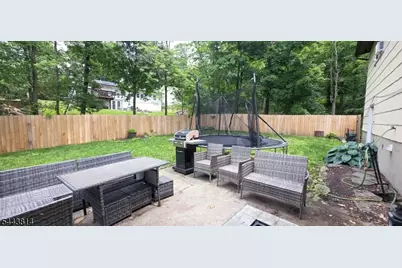 17 Penn State Trl, Hopatcong, NJ 07843 - Photo 12