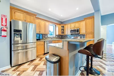 14 Essex St, Nutley, NJ 07110 - Photo 10