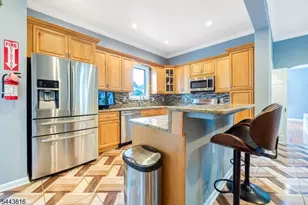 14 Essex St, Nutley, NJ 07110 - Photo 10