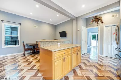 14 Essex St, Nutley, NJ 07110 - Photo 16