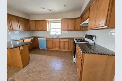 428 S 5th St, Elizabeth, NJ 07206 - Photo 2