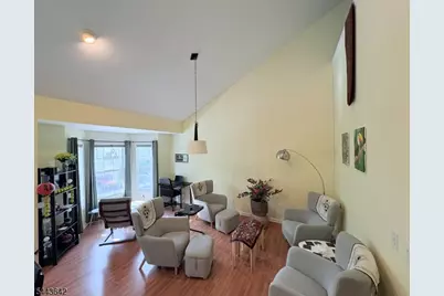326 Winthrop Dr, Nutley, NJ 07110 - Photo 4