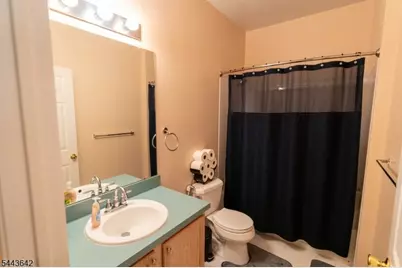 326 Winthrop Dr, Nutley, NJ 07110 - Photo 28