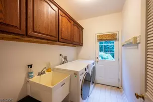 7 Stone Mountain Ct, Montgomery Township, NJ 08558 - Photo 14