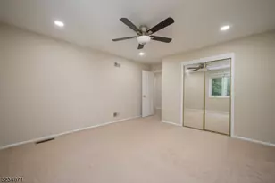 18 Guilford Ct, Parsippany, NJ 07950 - Photo 24